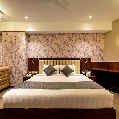 Sundex Hotel Thanjavur Luaran gambar