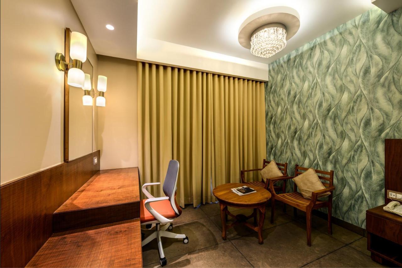 Sundex Hotel Thanjavur Luaran gambar