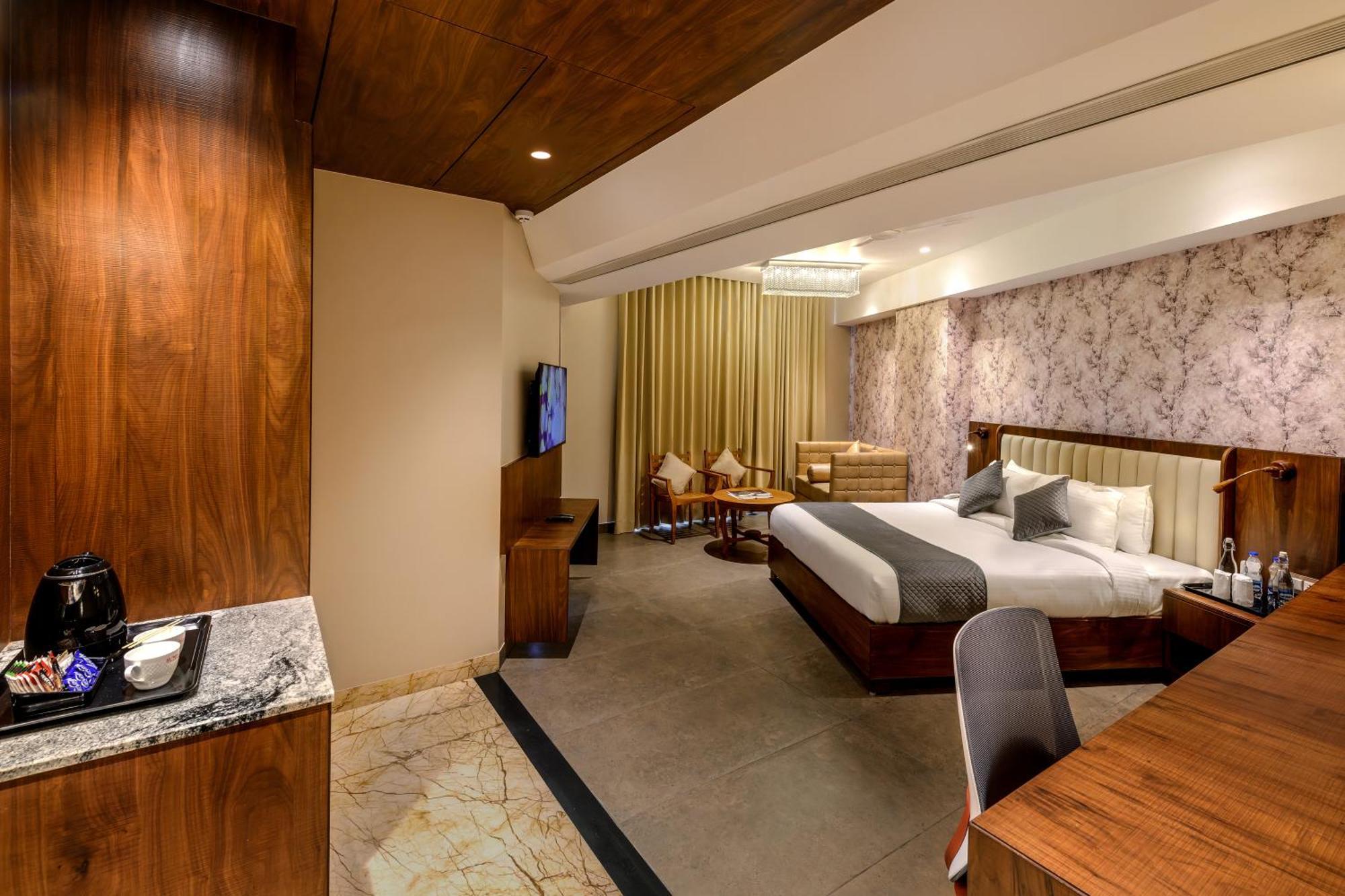 Sundex Hotel Thanjavur Luaran gambar