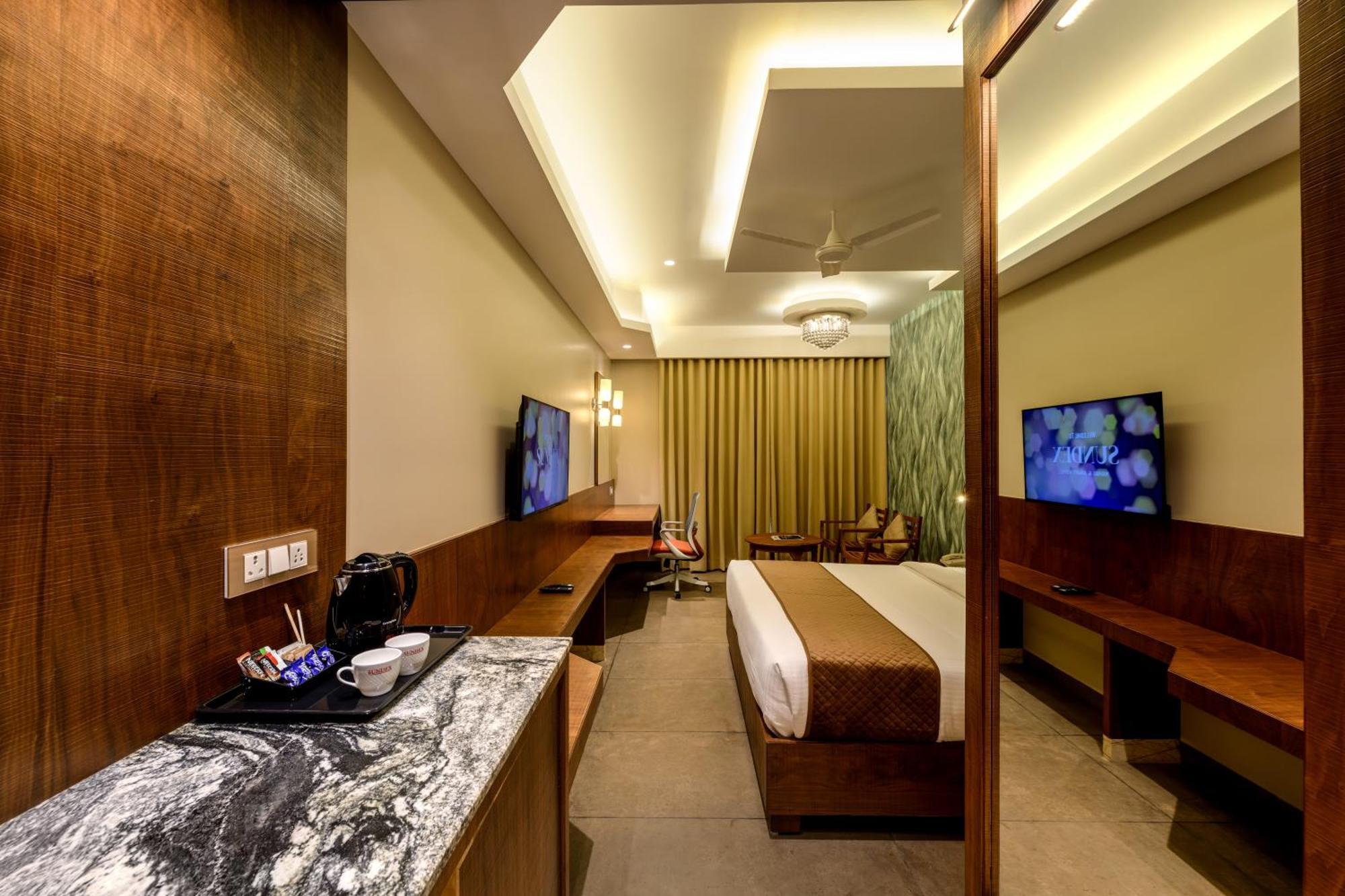 Sundex Hotel Thanjavur Luaran gambar