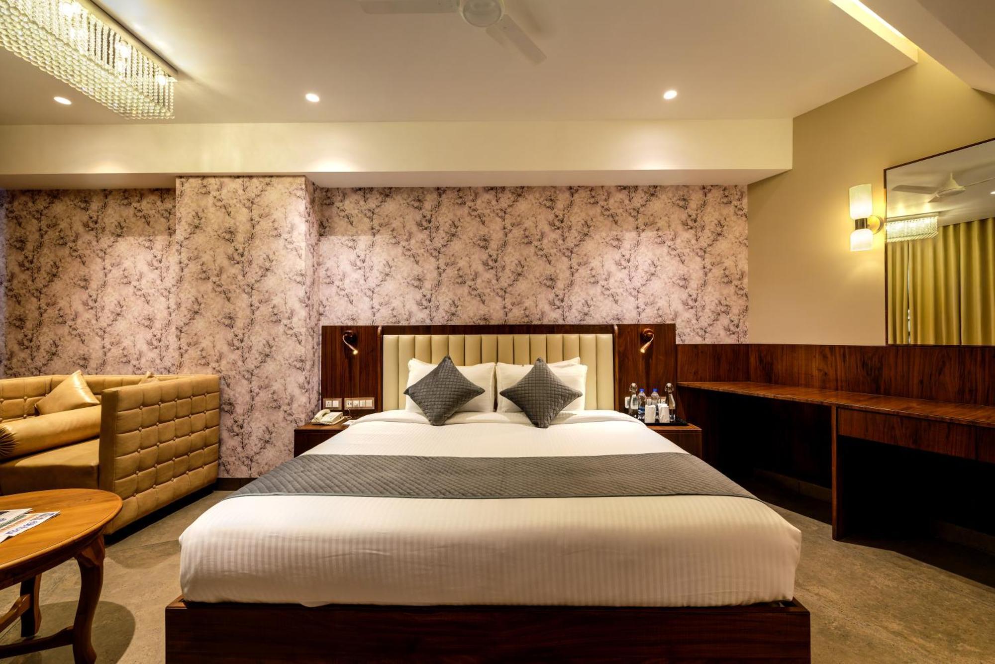 Sundex Hotel Thanjavur Luaran gambar